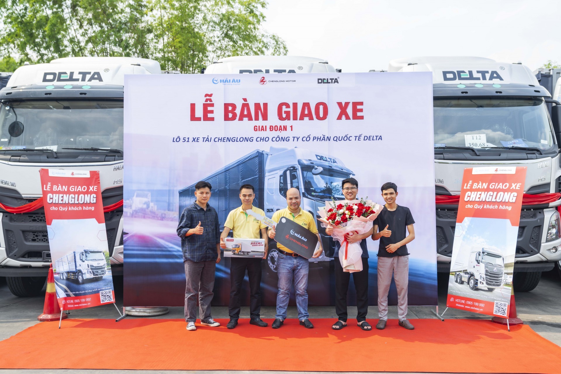 LỄ BÀN GIAO GIAI ĐOẠN 1 LÔ 51 XE TẢI CHENGLONG CHO KHÁCH HÀNG DELTA